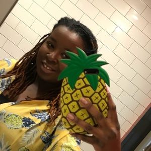 Meet your Posher, Tierra